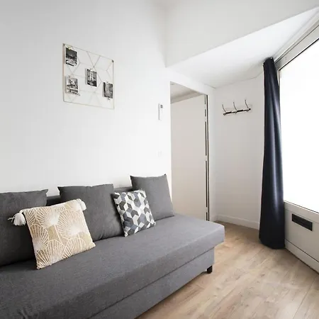Apartamento Guestready - Bright And Comfy Very Close To Eiffel Tower! París